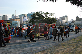 消防団広場(車両乗車体験等)